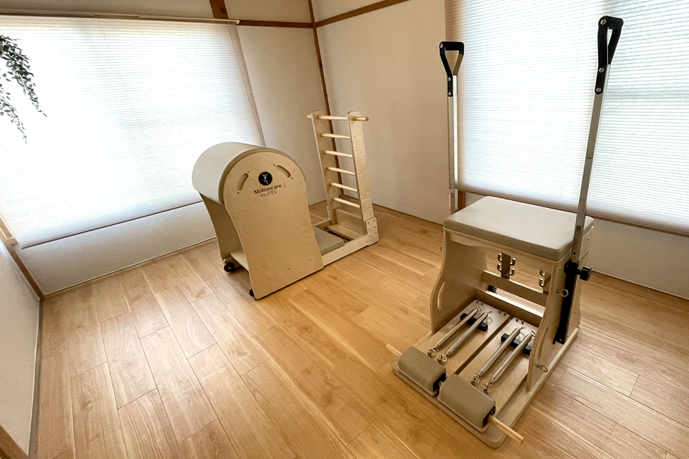 求人募集しているピラティススタジオのトレーニングルーム